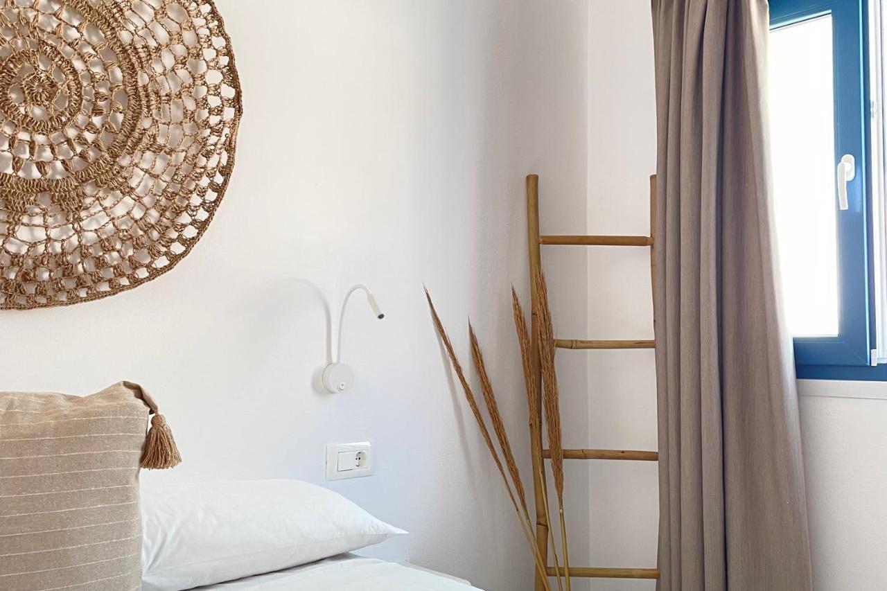 Cal Day Rooms Santorini بيريسا المظهر الخارجي الصورة